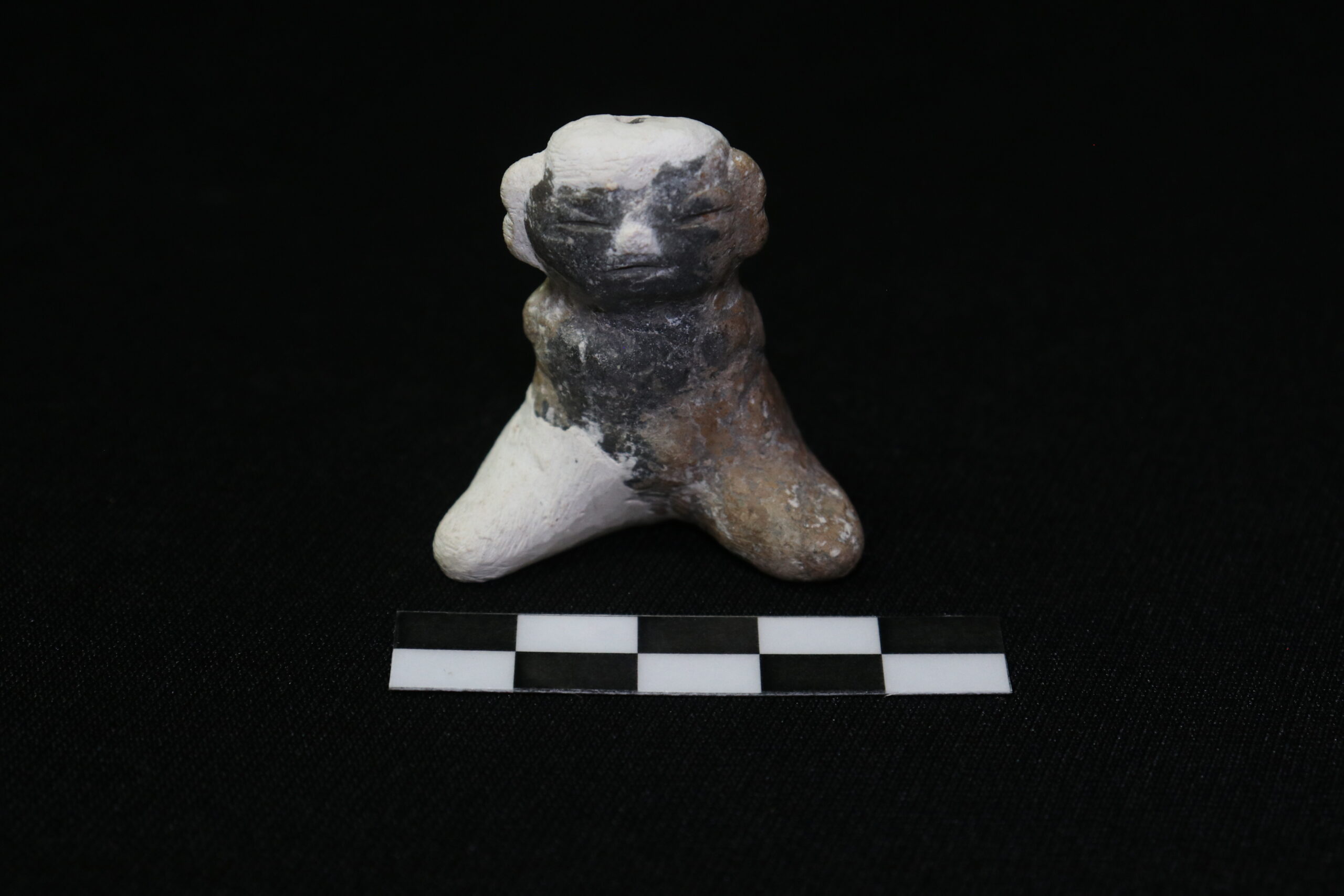 Estatueta base semilunar 13