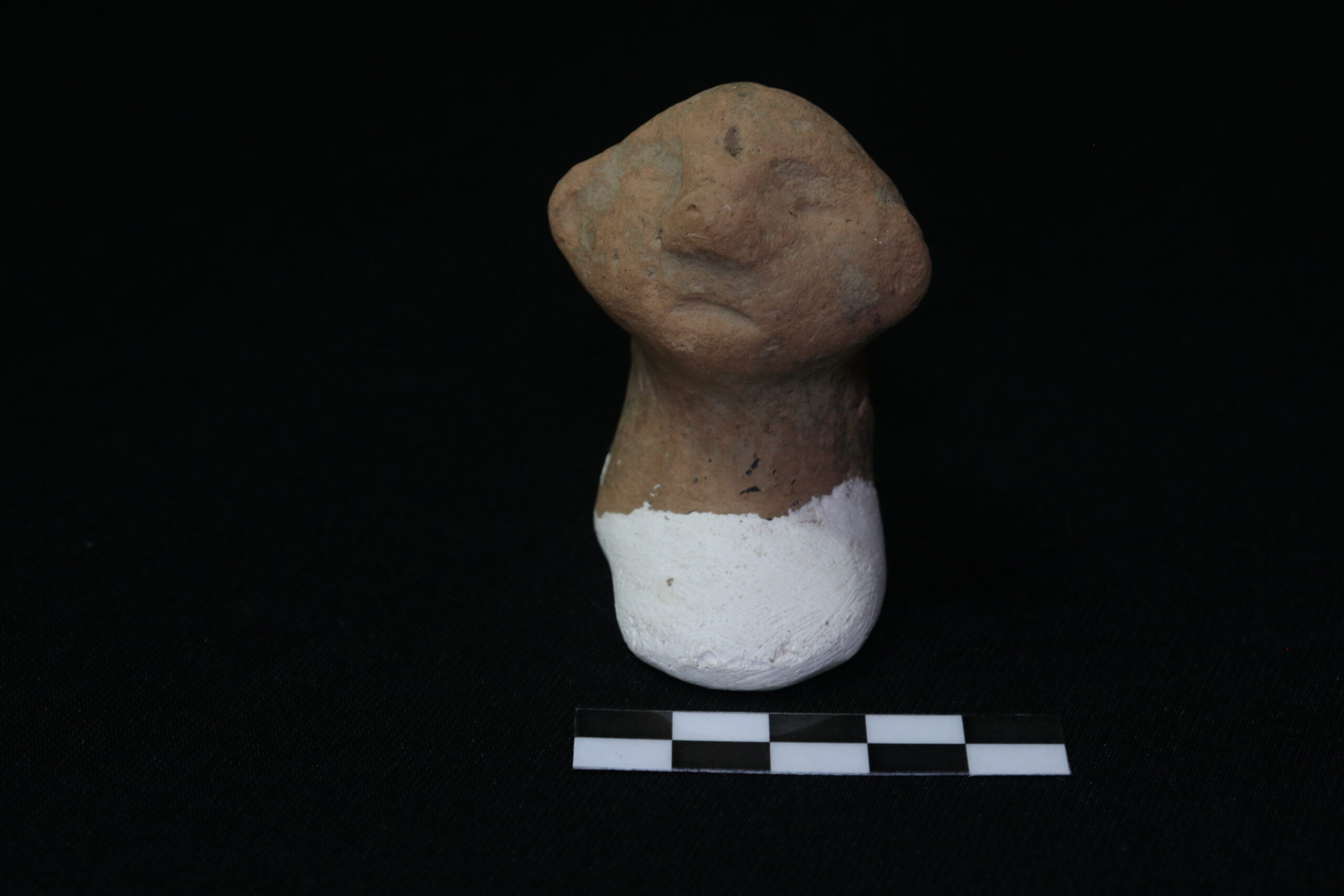 Estatueta unípede 2